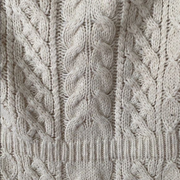 Women’s BCBG maxazria turtleneck sweater - Picture 4 of 4